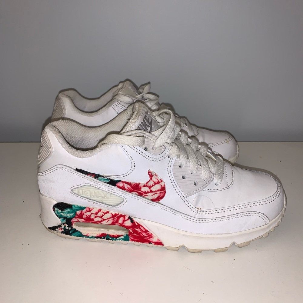 Nike Air Max Sneakers